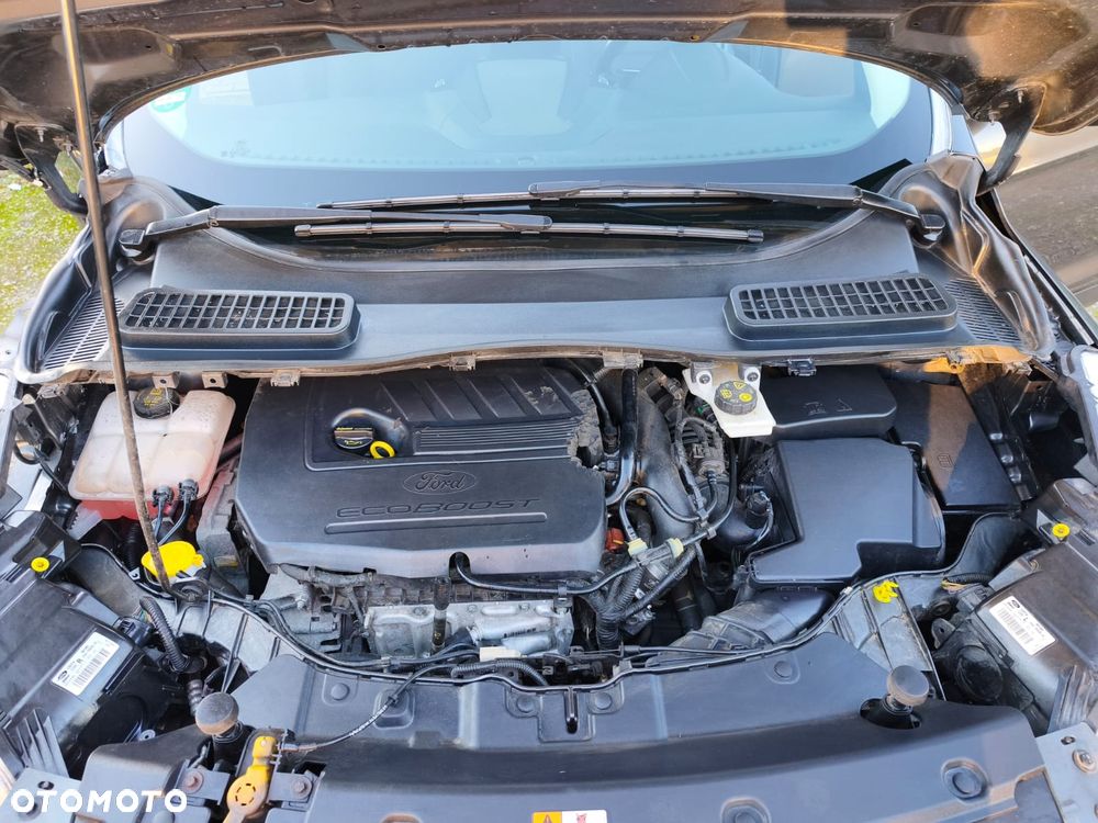 Ford Kuga - 10