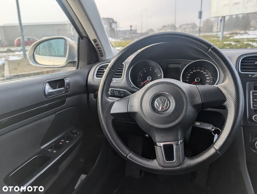 Volkswagen Golf 1.4 TSI United - 14