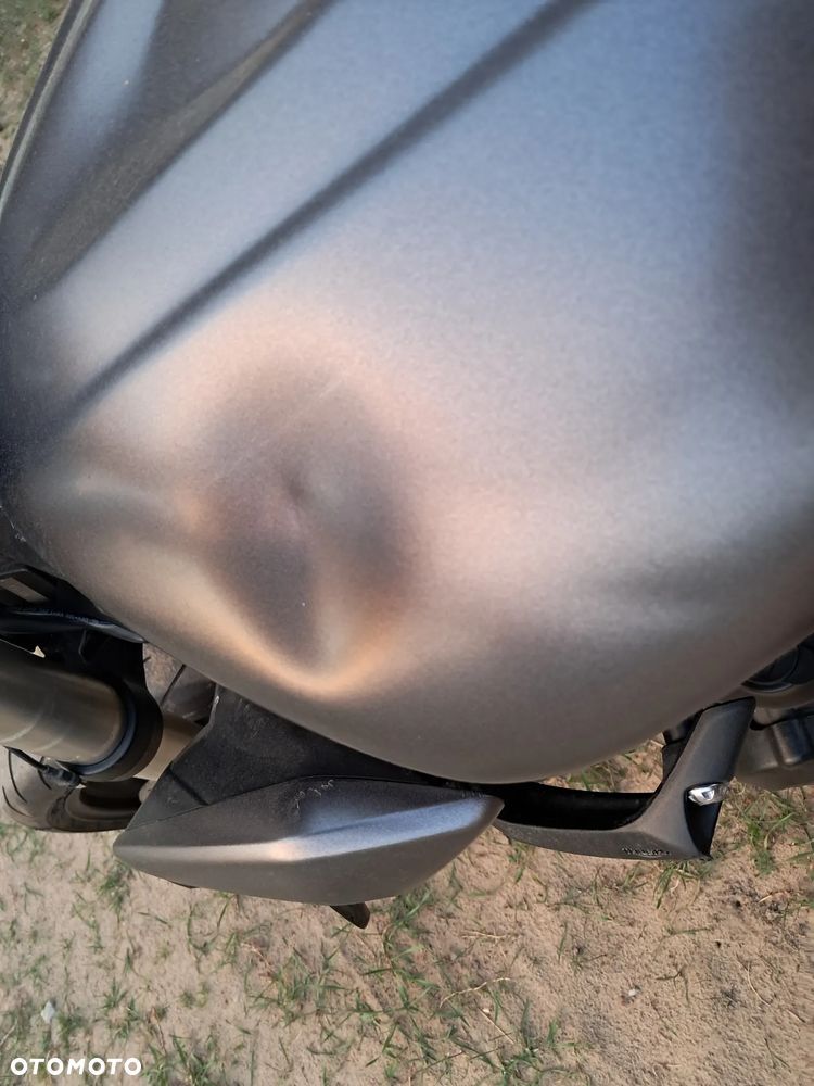 Triumph Street Triple - 14