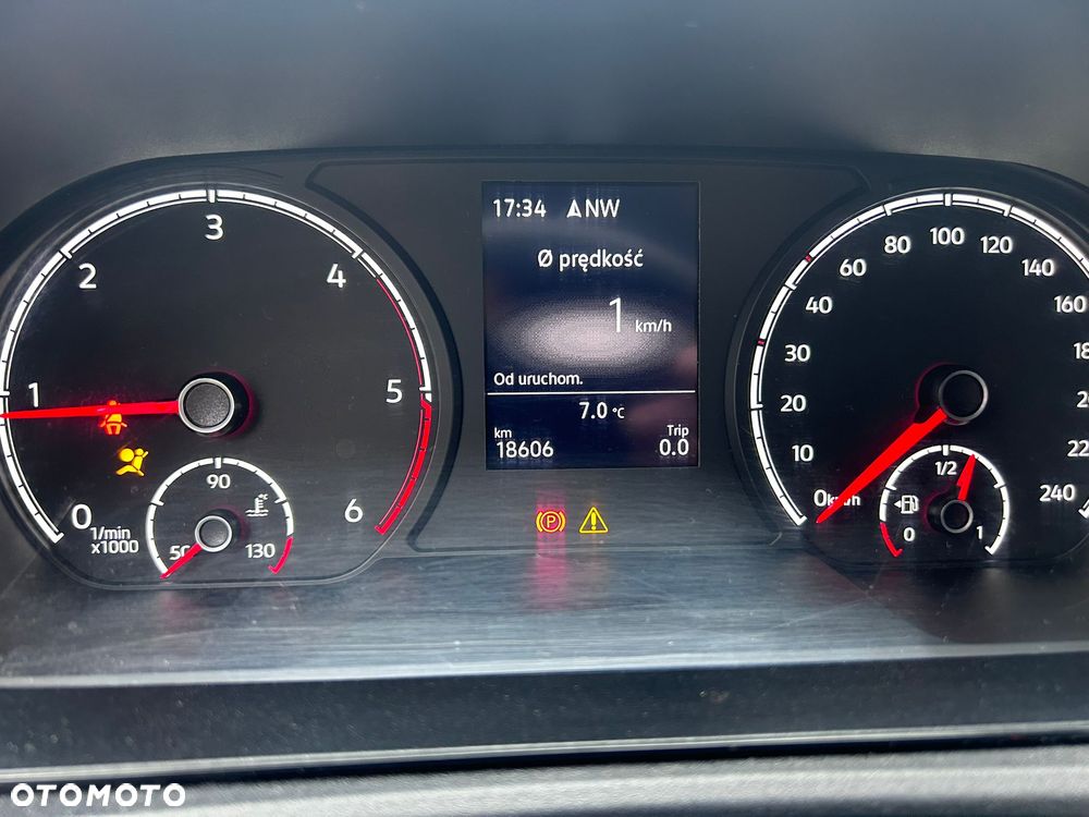 Volkswagen Caddy - 9