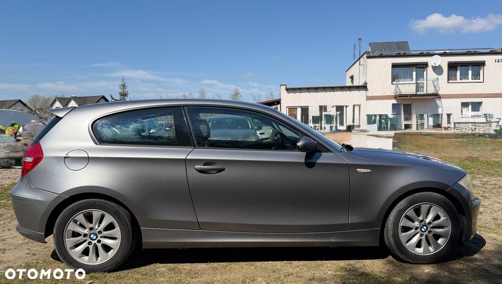 BMW Seria 1 118d - 4
