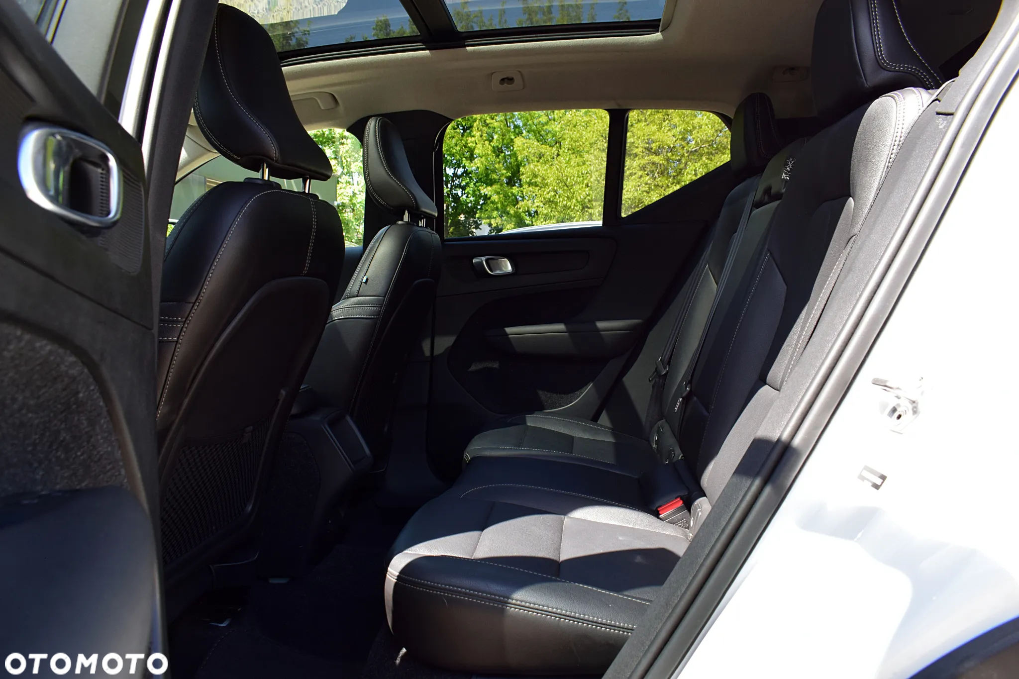 Volvo XC 40 T5 AWD Momentum Pro - 6