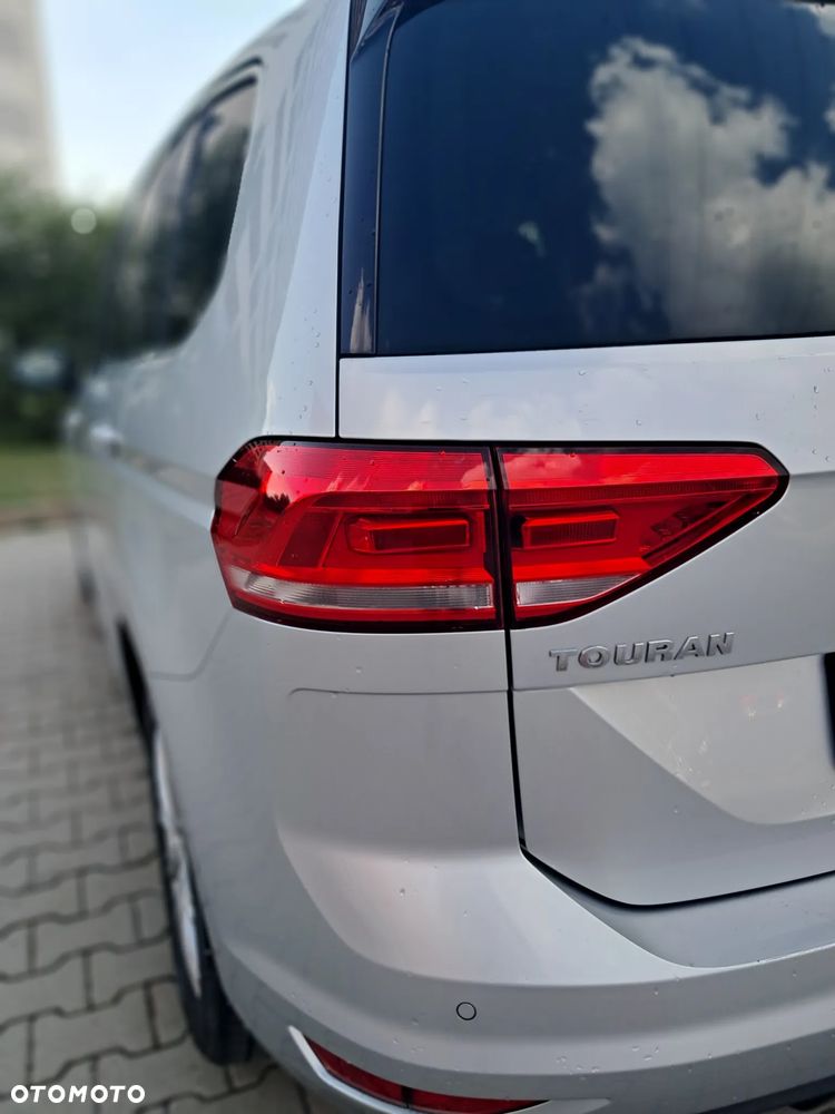 Volkswagen Touran 2.0 TDI BMT Highline DSG - 21