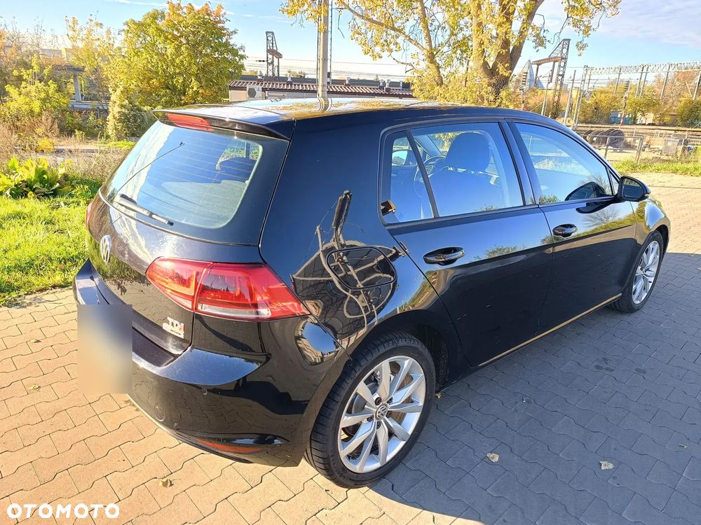Volkswagen Golf - 3