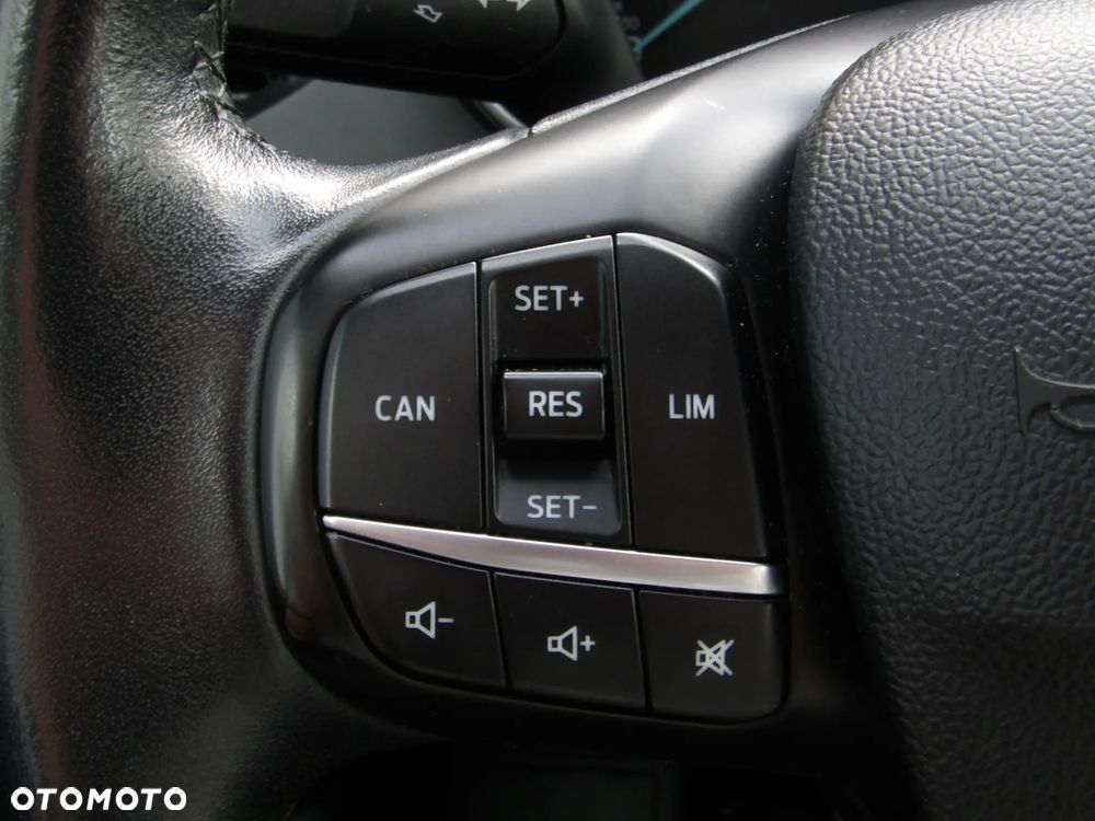 Ford Focus 1.0 EcoBoost Trend Edition - 21
