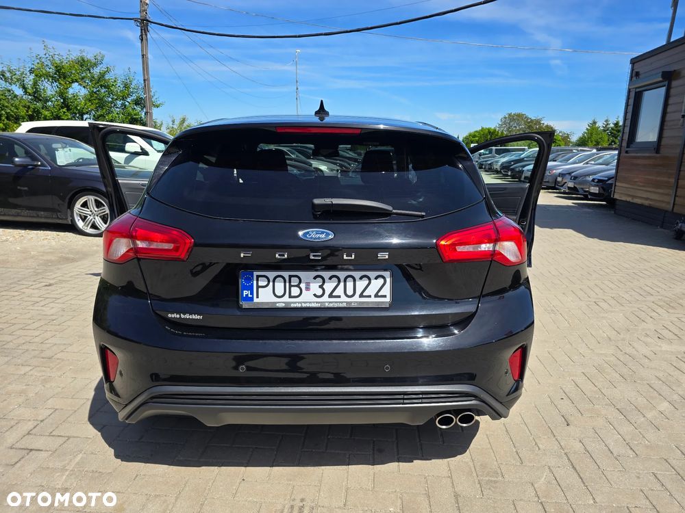 Ford Focus - 24