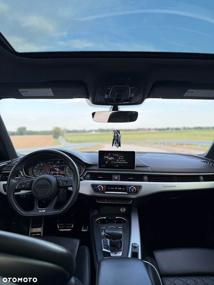 Audi S4 Limousine - 13