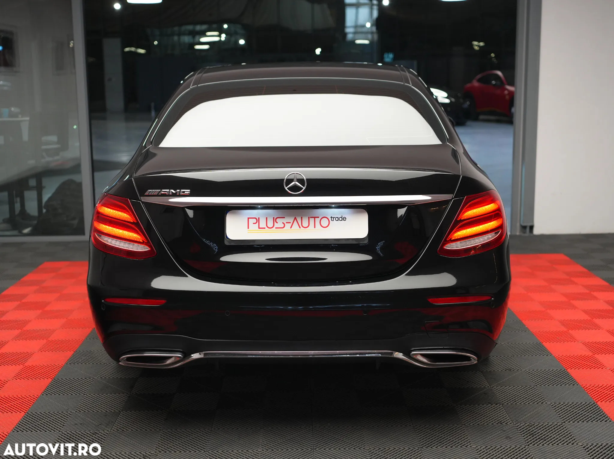 Mercedes-Benz E 200 d 9G-TRONIC AMG Line - 6