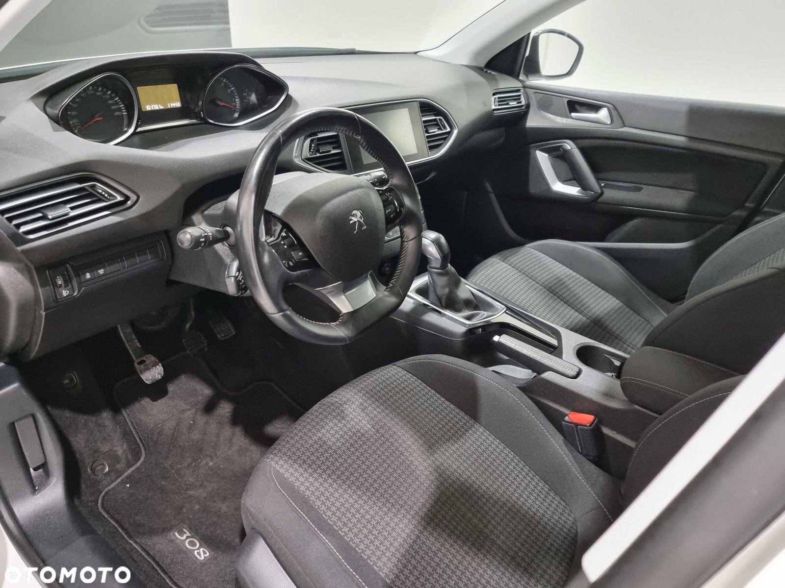 Peugeot 308 - 10