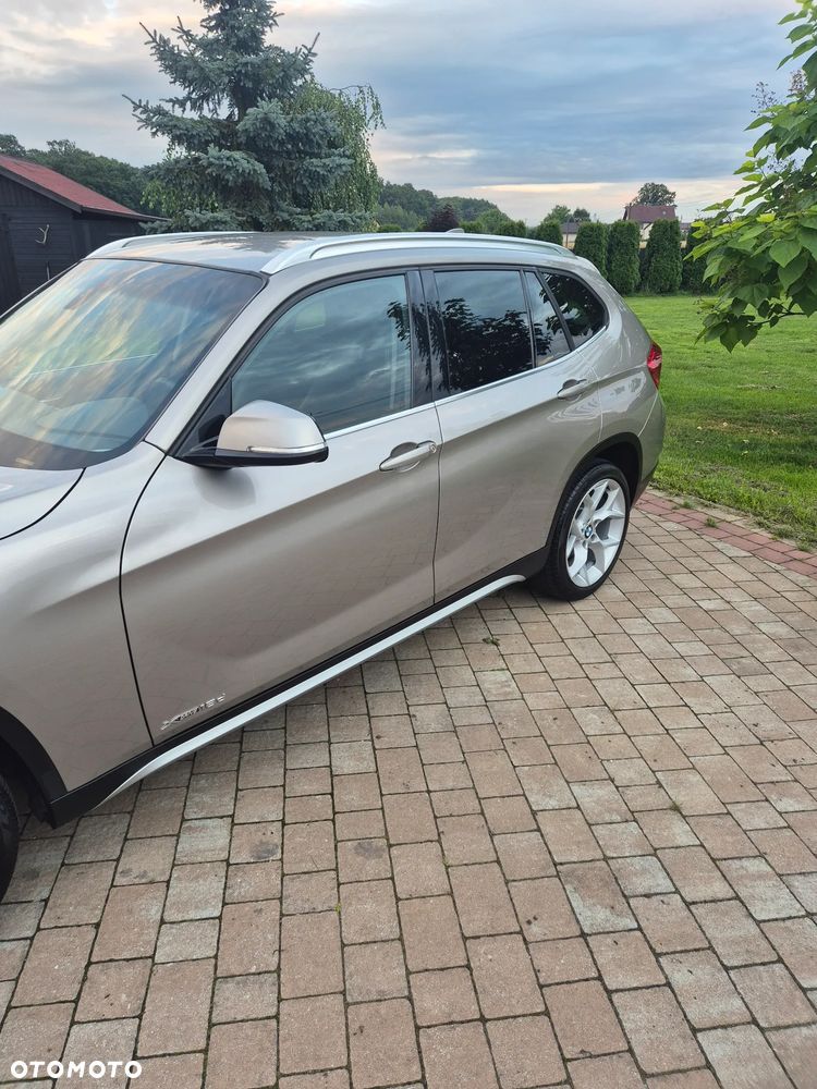 BMW X1 xDrive18d xLine - 4