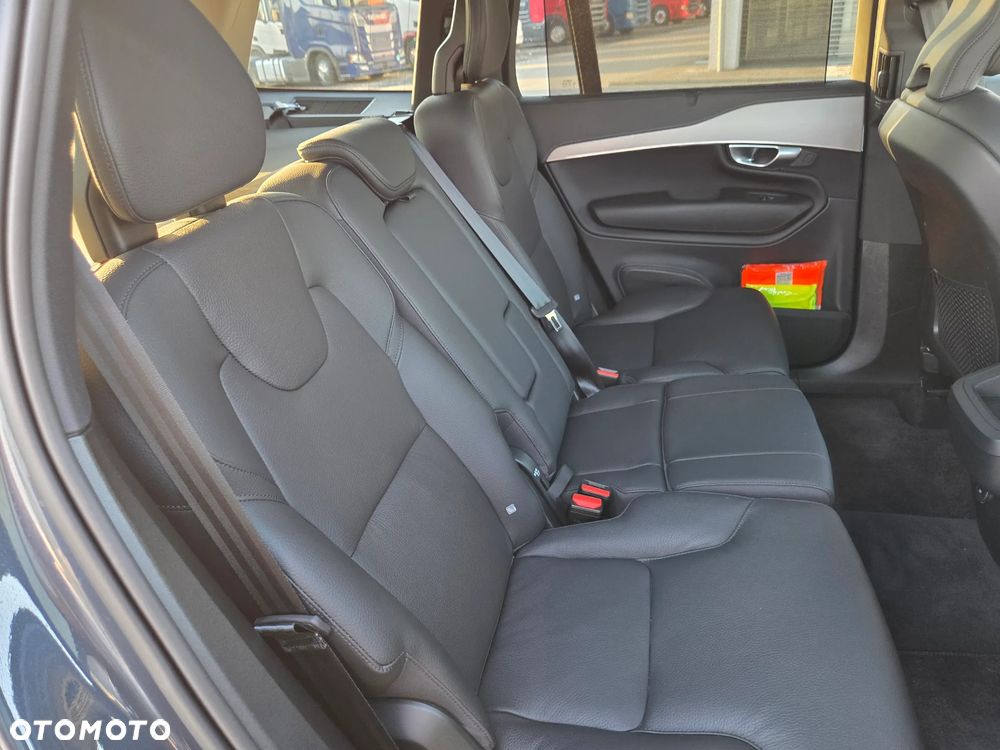 Volvo XC 90 B5 D AWD Plus Bright - 33