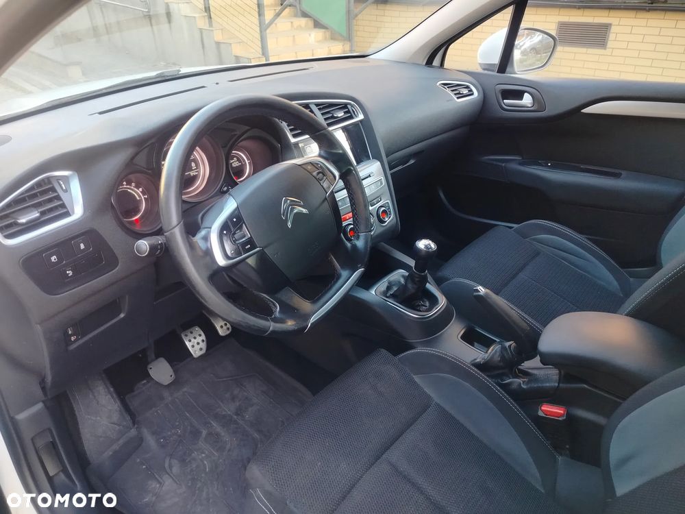 Citroën C4 BlueHDi 100 Business Class - 10