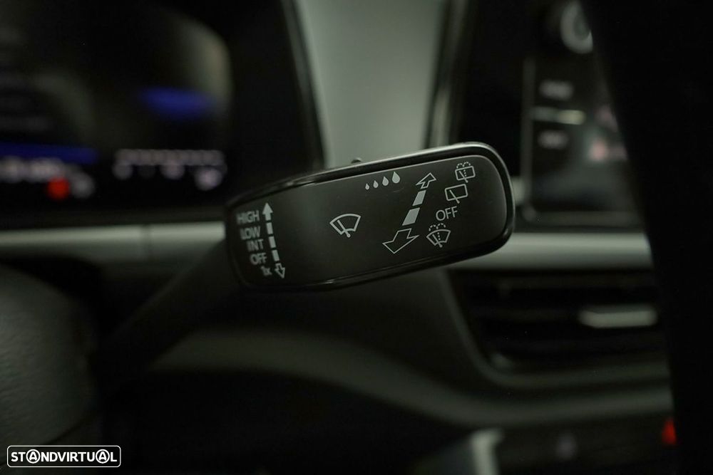 VW T-Roc 1.0 TSI Life - 17