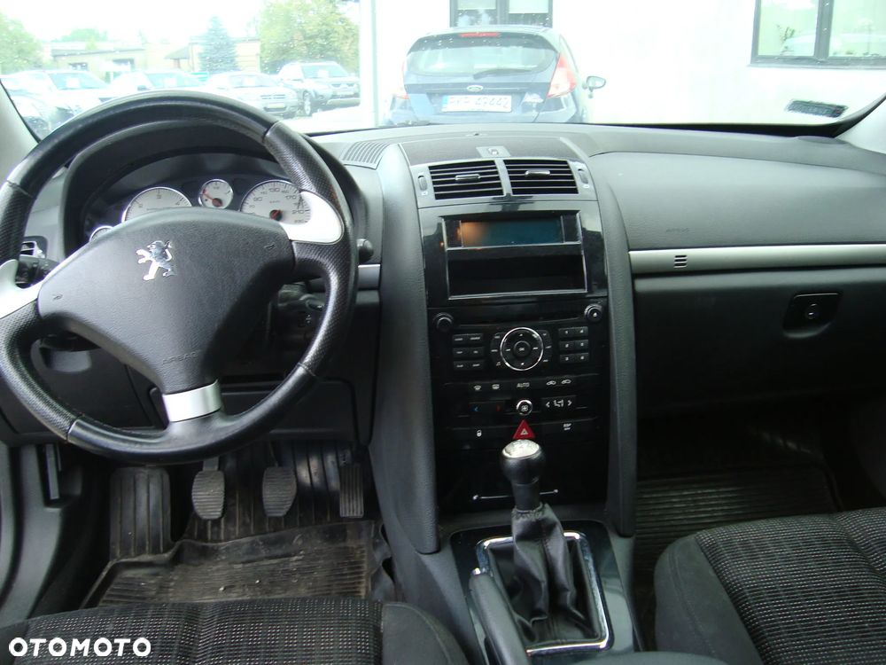 Peugeot 407 - 10