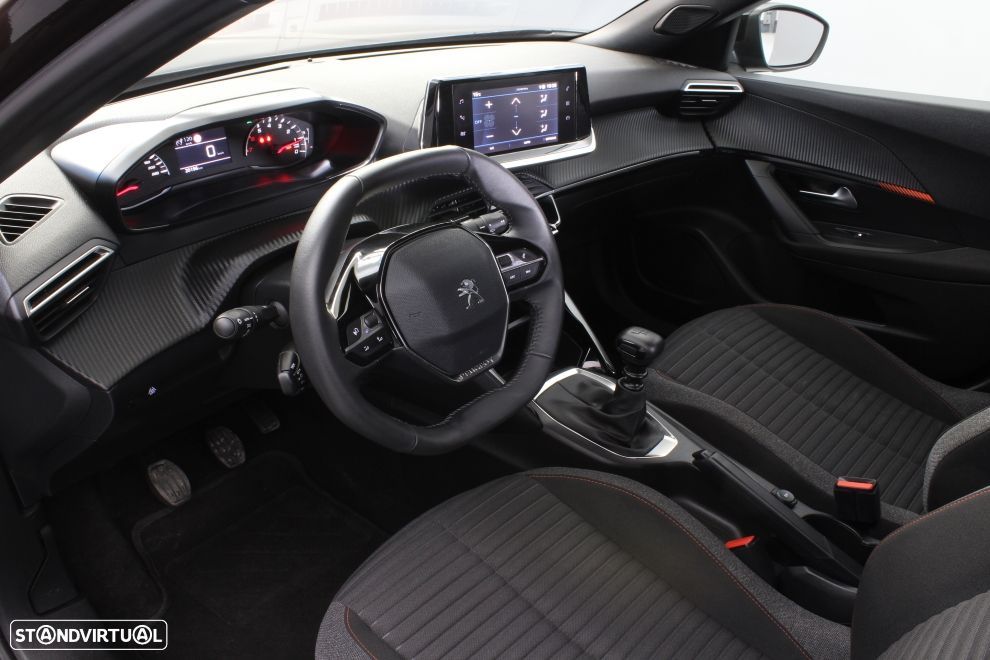 Peugeot 2008 1.2 PureTech Active Pack - 20