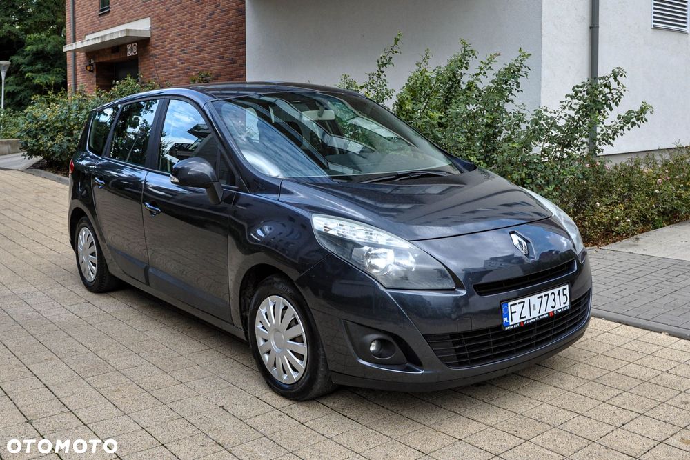 Renault Scenic - 6