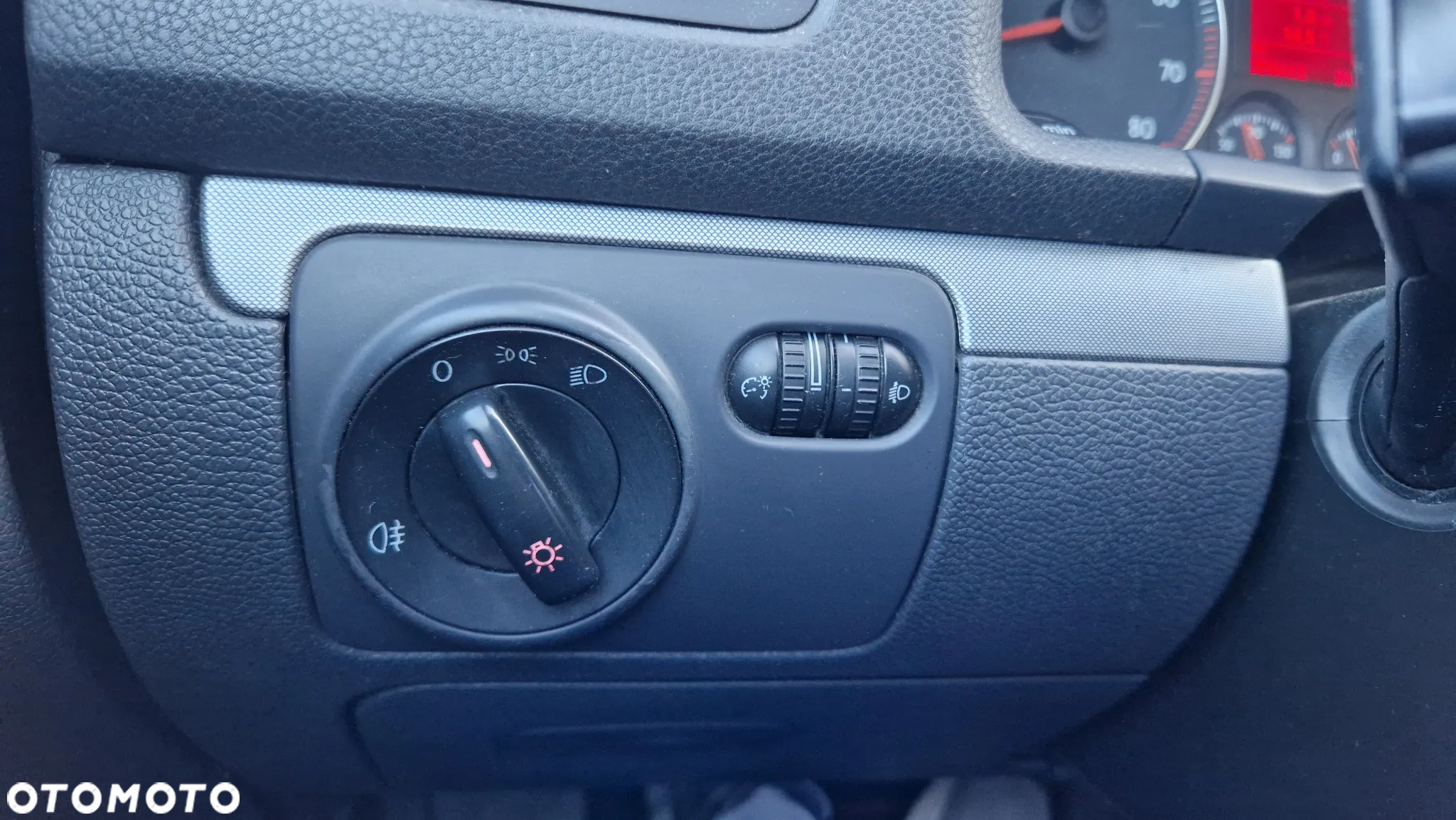 Volkswagen Golf 1.6 Tour - 12