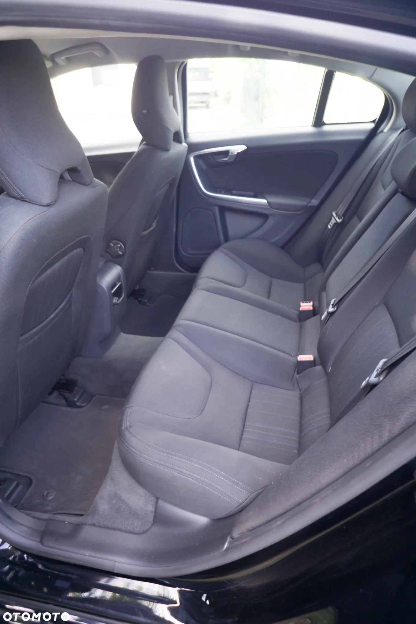 Volvo S60 DRIVe Momentum - 13