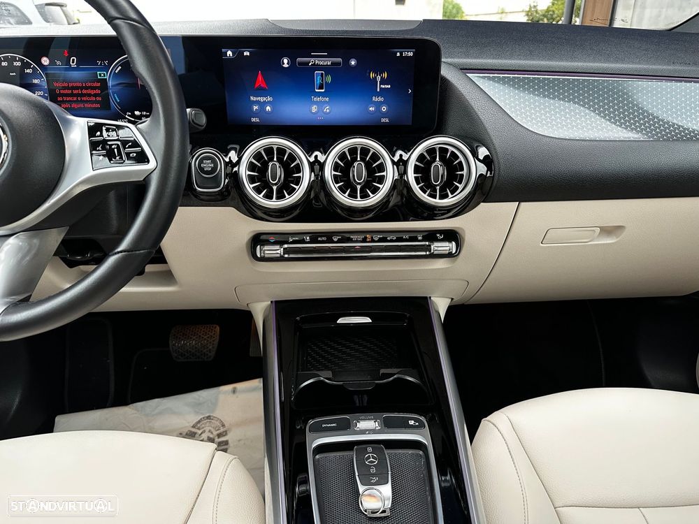 Mercedes-Benz GLA 250 e Progressive - 26