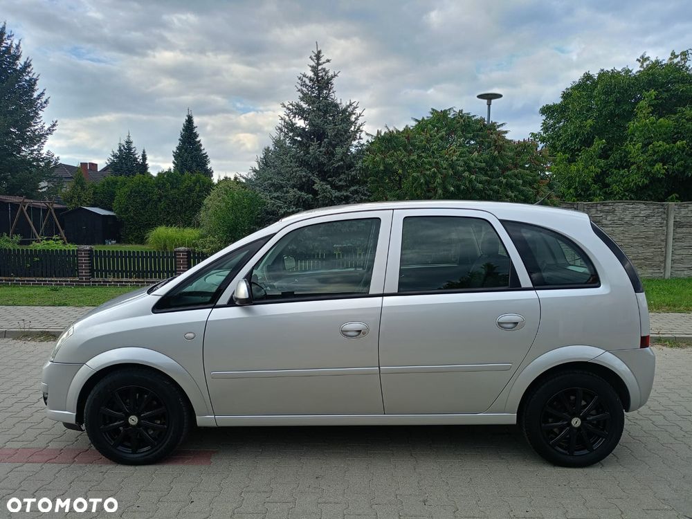 Opel Meriva - 8