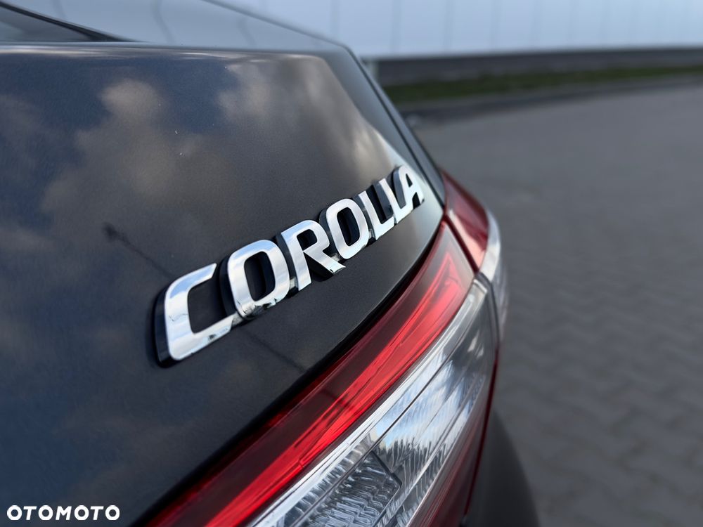 Toyota Corolla - 24