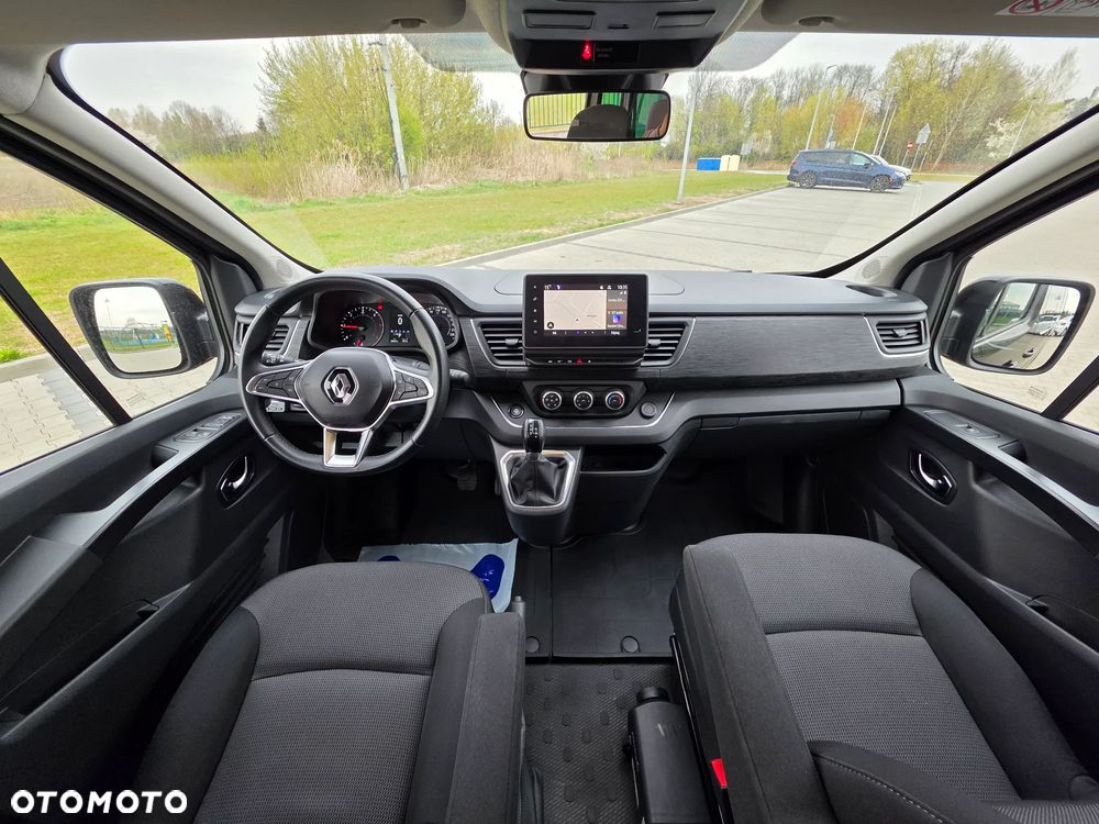 Renault Trafic - 19