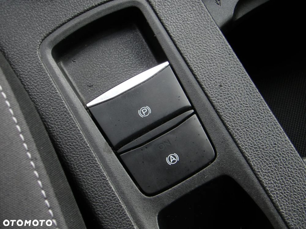 Ford Focus 1.0 EcoBoost Trend Edition - 29