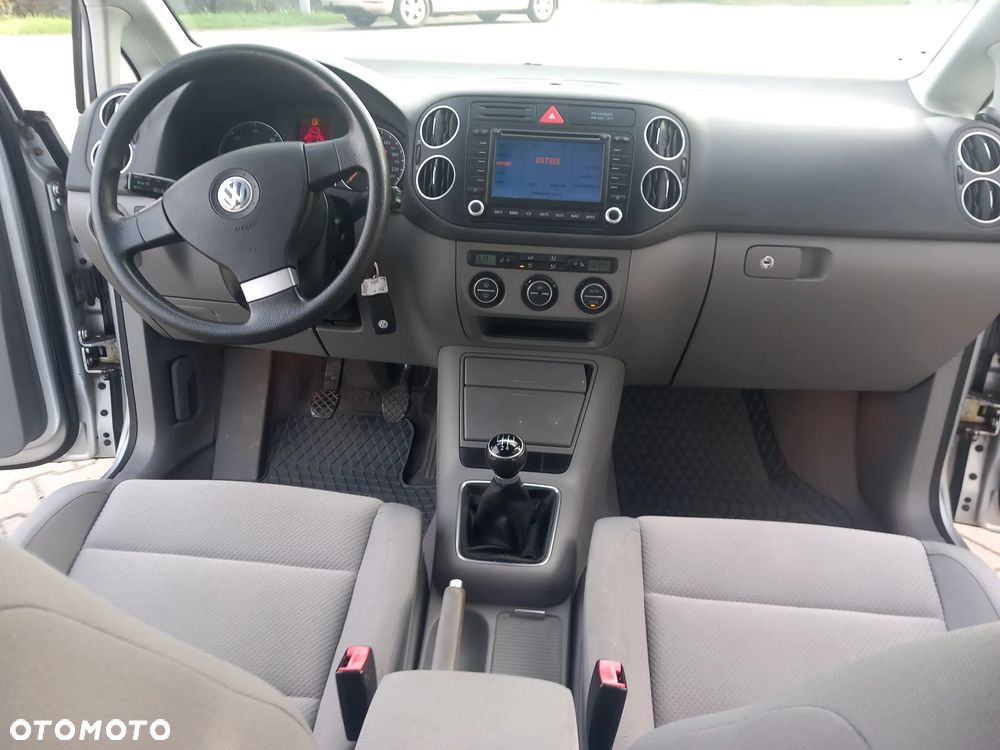 Volkswagen Golf Plus 1.9 TDI Tour Edition - 32
