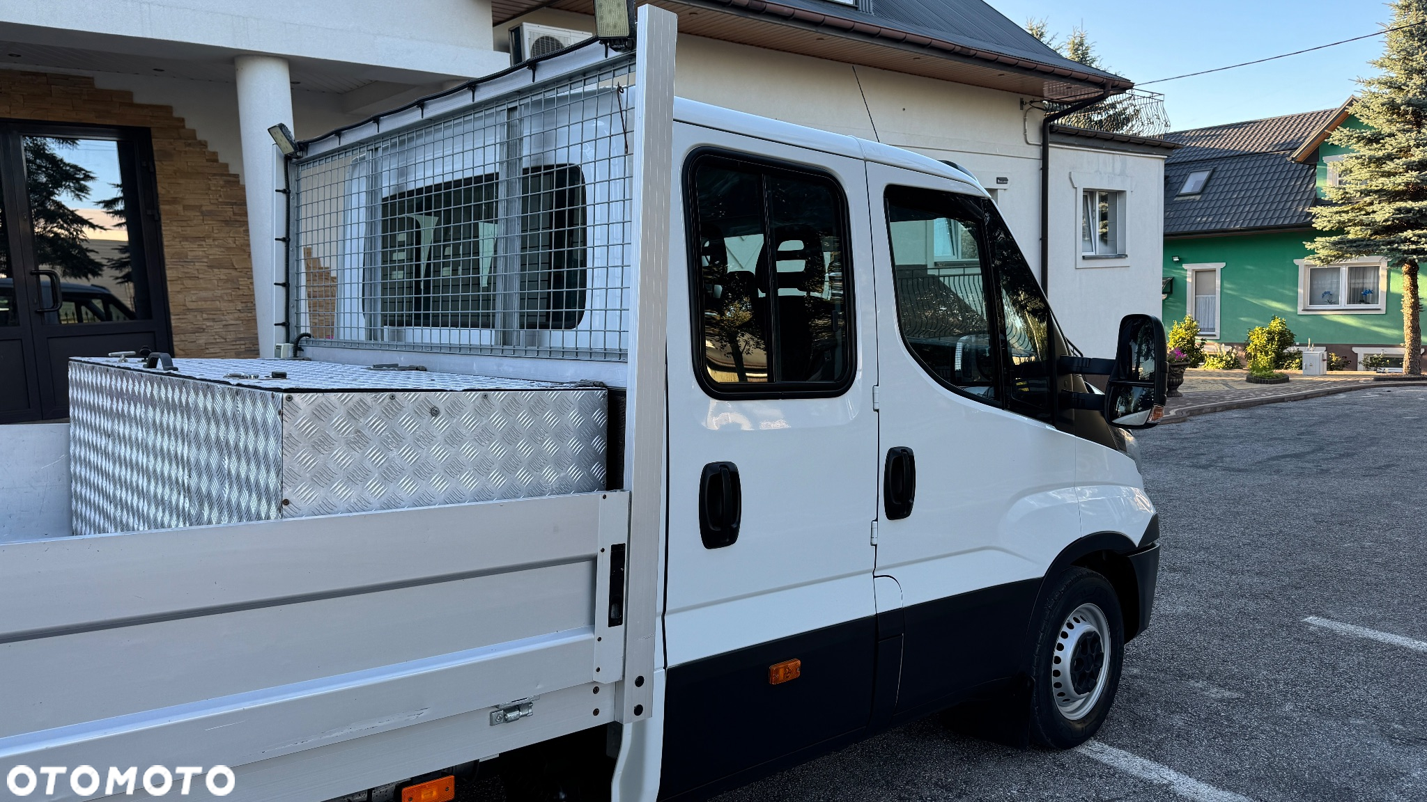 Mercedes-Benz IVECO,1 Właściciel, Salon Polska, 6 7 osobowy, Stan idealny FV23% - 15