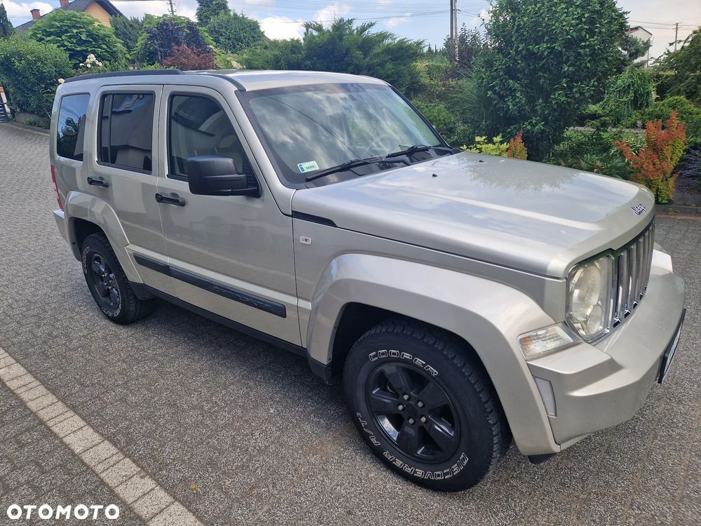 Jeep Cherokee - 5