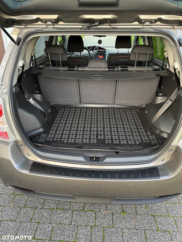 Toyota Verso - 10