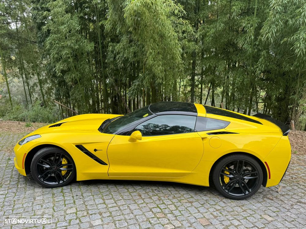 Chevrolet Corvette - 1