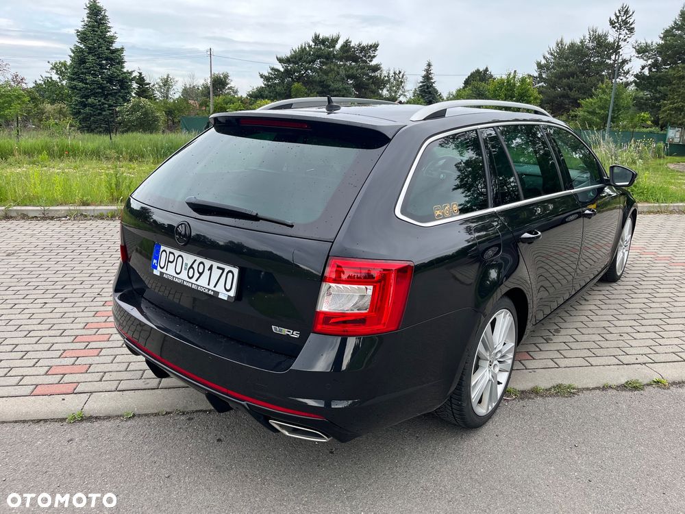 Skoda Octavia 2.0 TDI DSG RS - 5