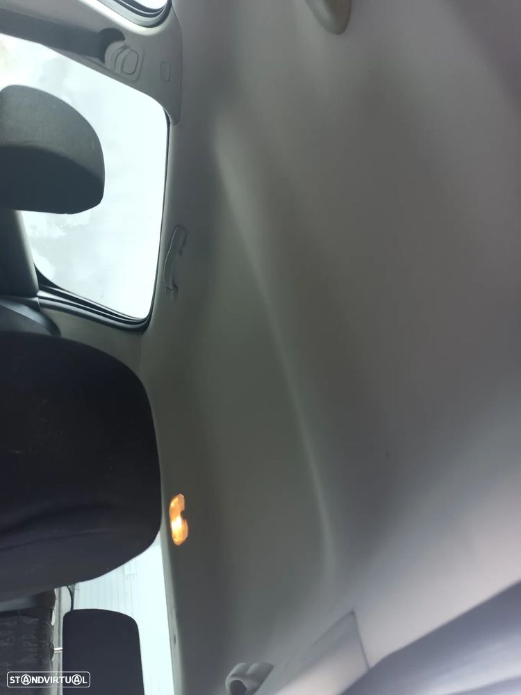 Peugeot 307 1.4 HDi Navtech - 10