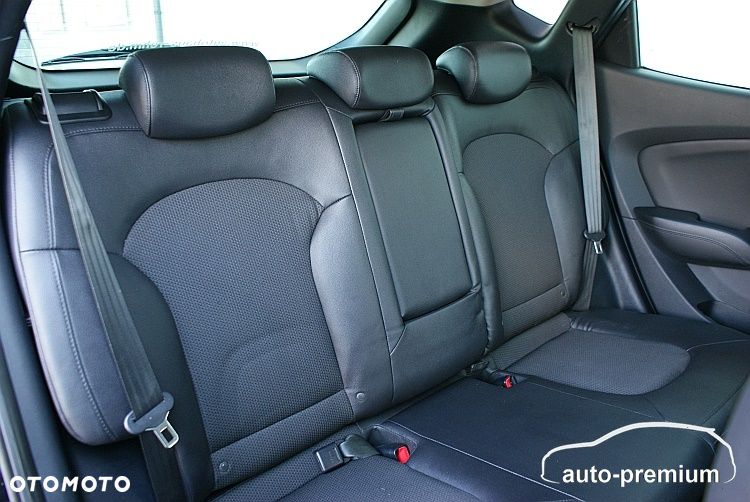 Hyundai ix35 1.6 2WD Fifa World Cup Edition - 26