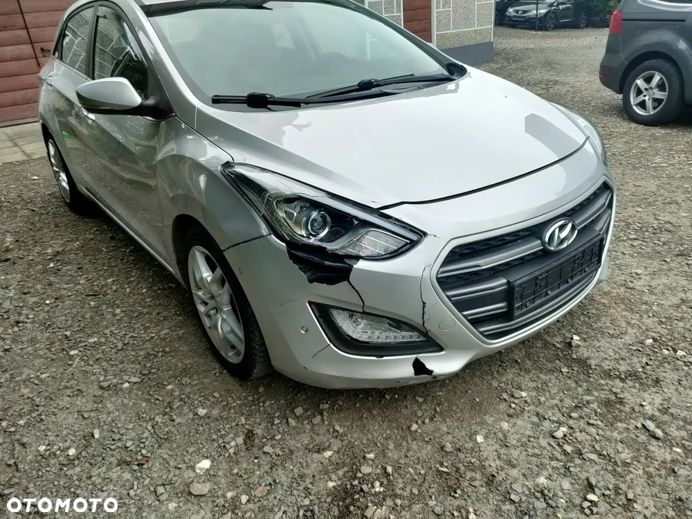 Hyundai i30 - 2
