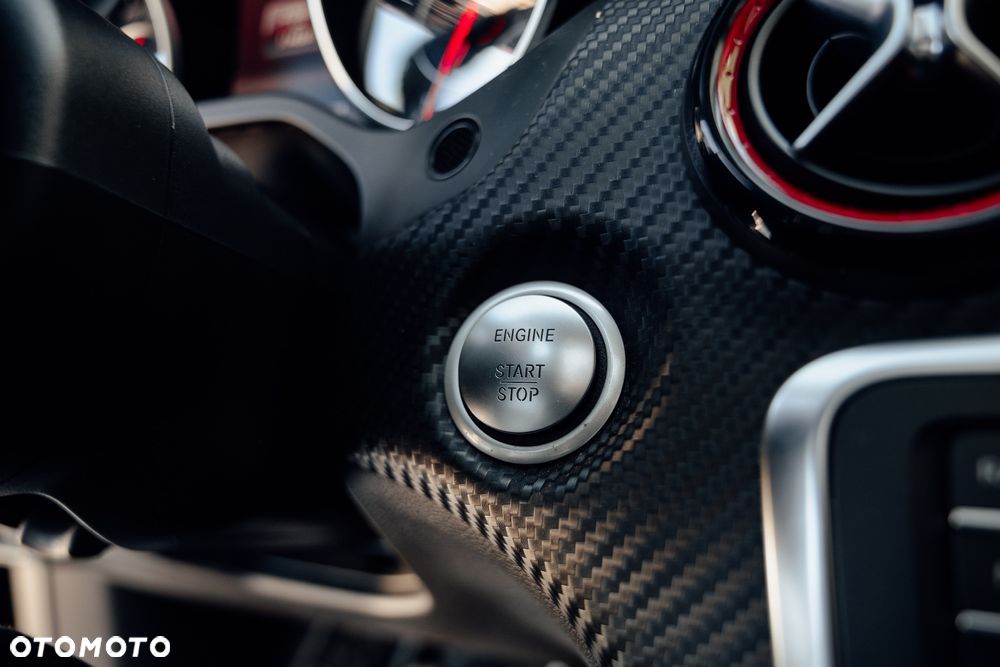 Mercedes-Benz Klasa A AMG 45 4-Matic - 21