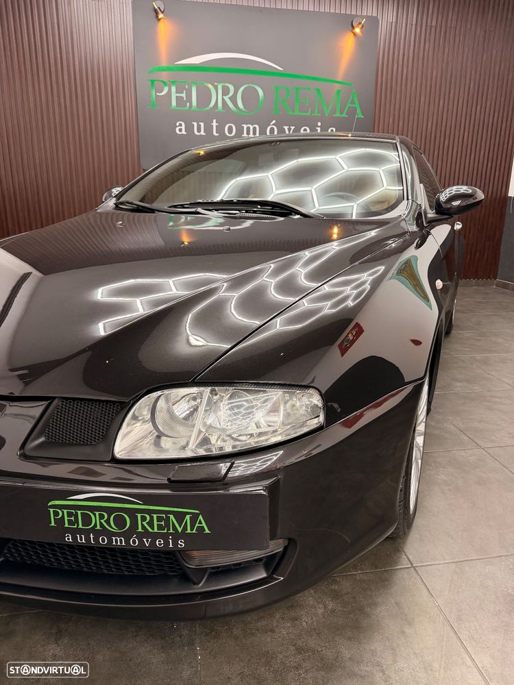 Alfa Romeo GT 1.9 JTD M-JET Distinctive - 12