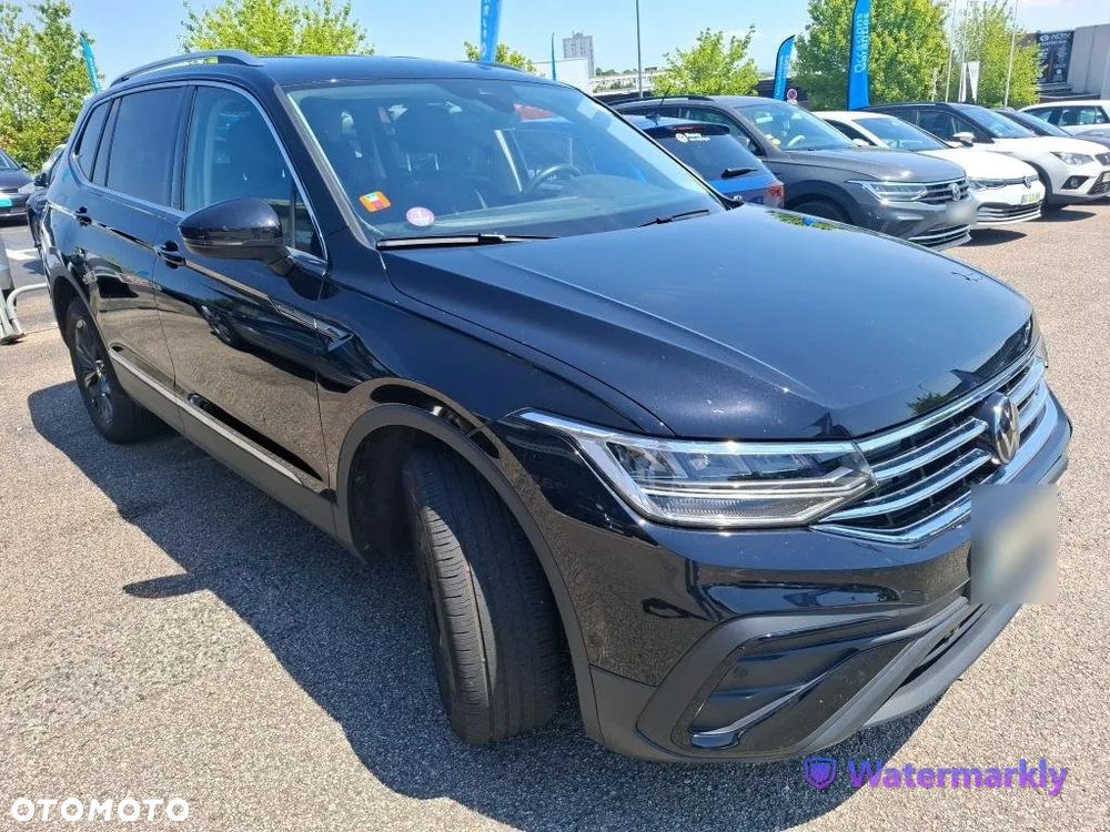 Volkswagen Tiguan - 2