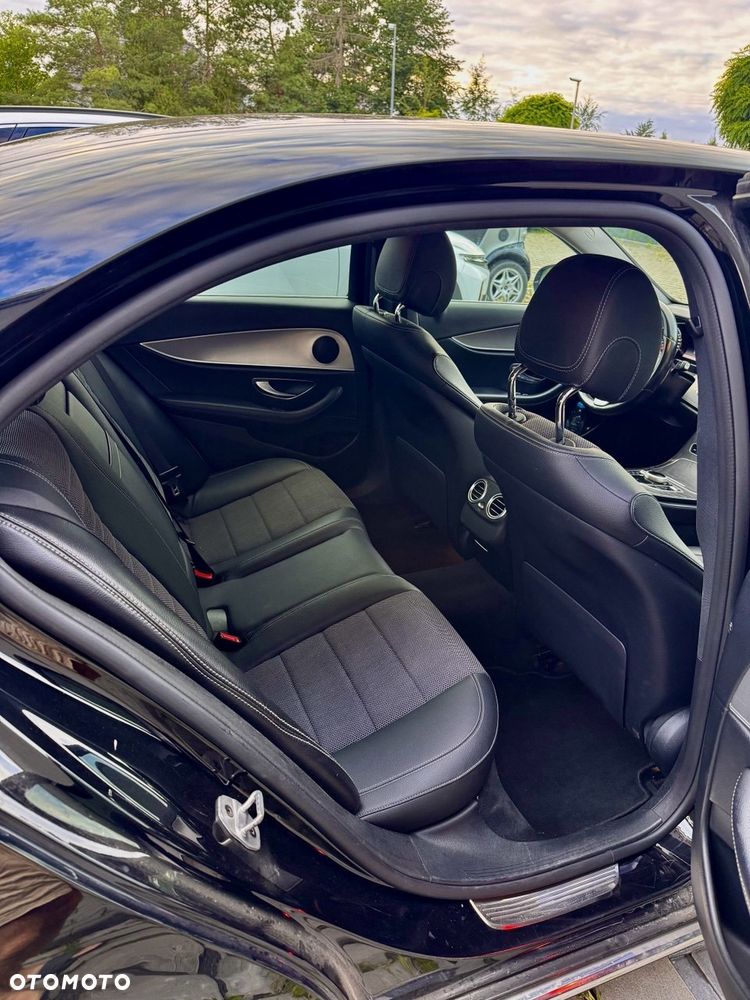 Mercedes-Benz Klasa E 220 d 9G-TRONIC Avantgarde - 19