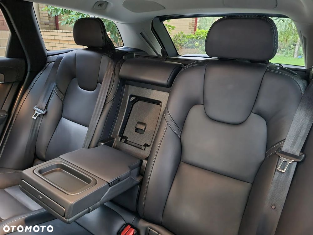 Volvo V90 Cross Country B5 D AWD Pro - 8