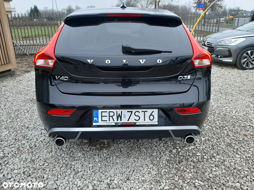Volvo V40 D3 Geartronic RDesign - 10