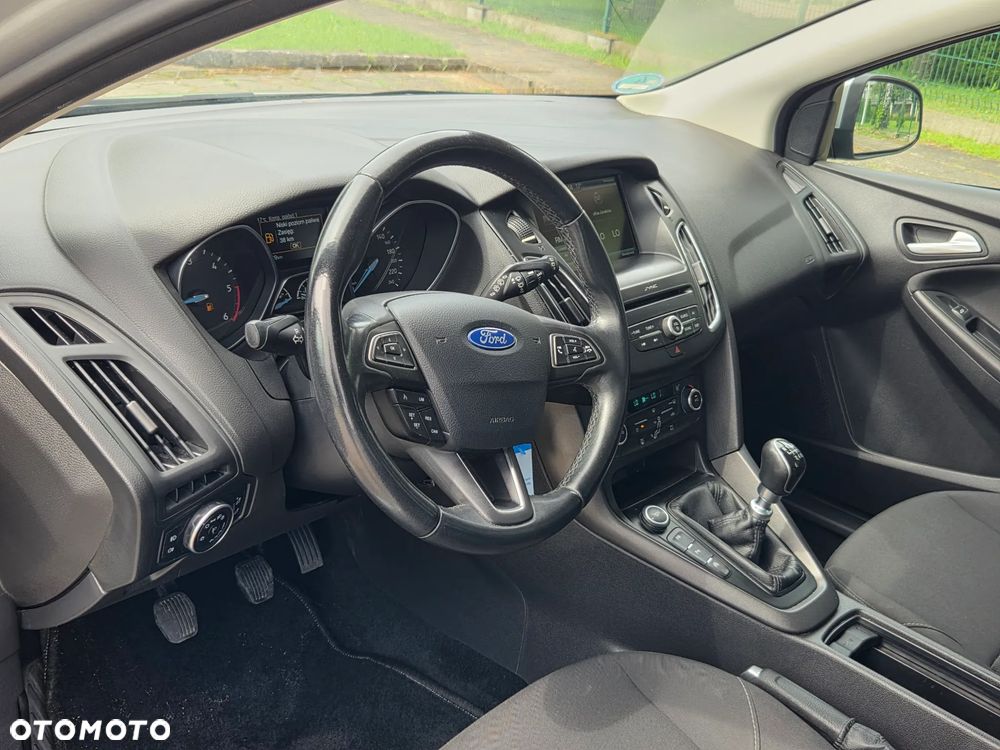 Ford Focus 1.5 TDCi ECOnetic 88g Start-Stopp-System Business - 6