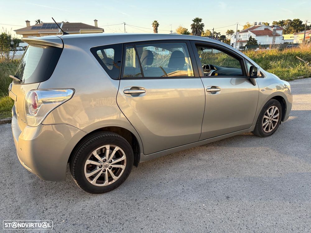 Toyota Verso 2.0 D-4D Energy - 3