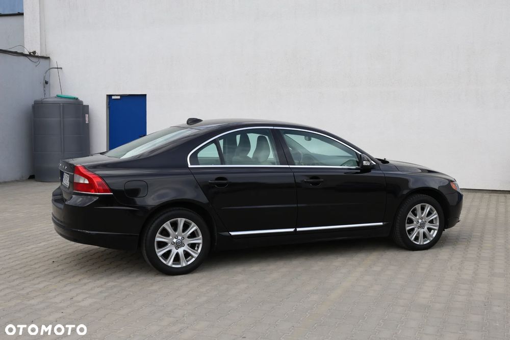 Volvo S80 - 2