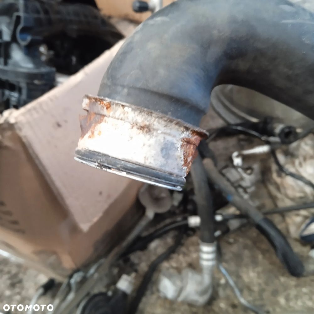 Przewód wodny W212 A2045012582 - 2