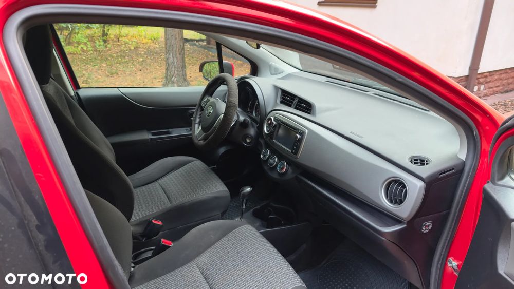 Toyota Yaris - 27