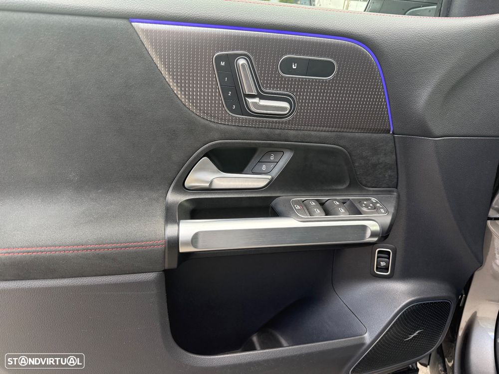 Mercedes-Benz EQB 250+ AMG Line - 12