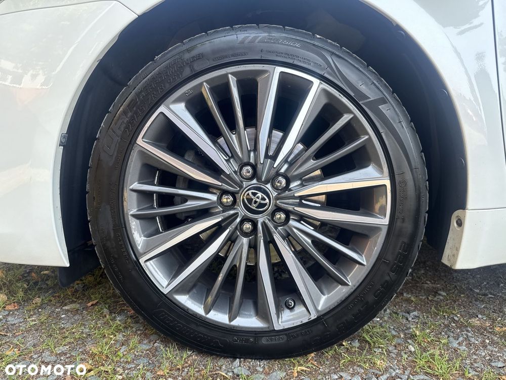 Toyota Avensis 1.8 Selection MS - 30