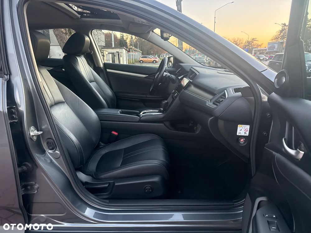 Honda Civic 1.5 T Executive CVT - 18